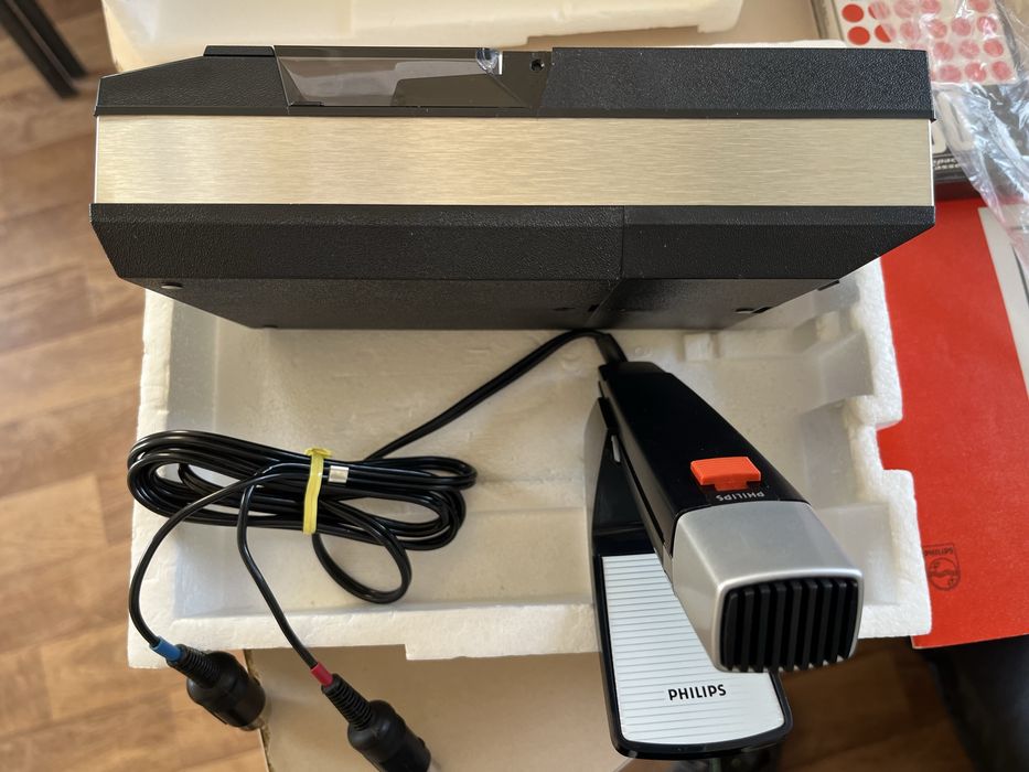 Philips EL 3302  cassette recorder