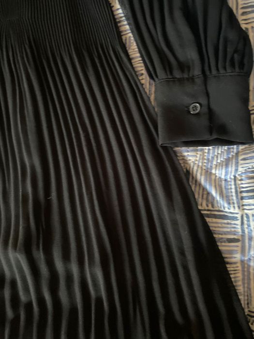 Rochite de vara din voal. Cea neagra este Zara