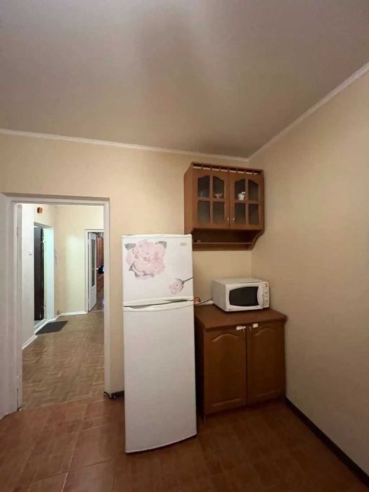 Дава се под наем Едностаен апартамент в София, Зона Б-18 - 50 кв.м за 357 € - Снимка #2