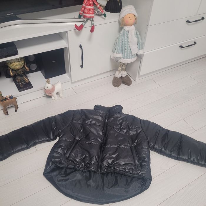 Geaca neagra scurta