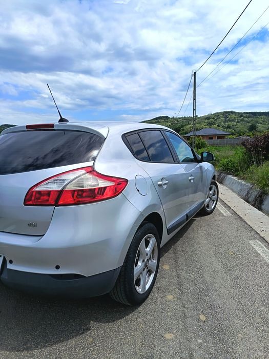 Vând Renault Megane 3   1,5