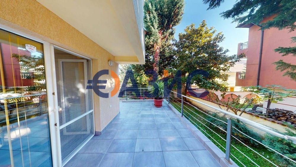 Продава се Къща в к.к. Слънчев бряг - 415 кв.м за 1100 €/кв.м - Снимка #14