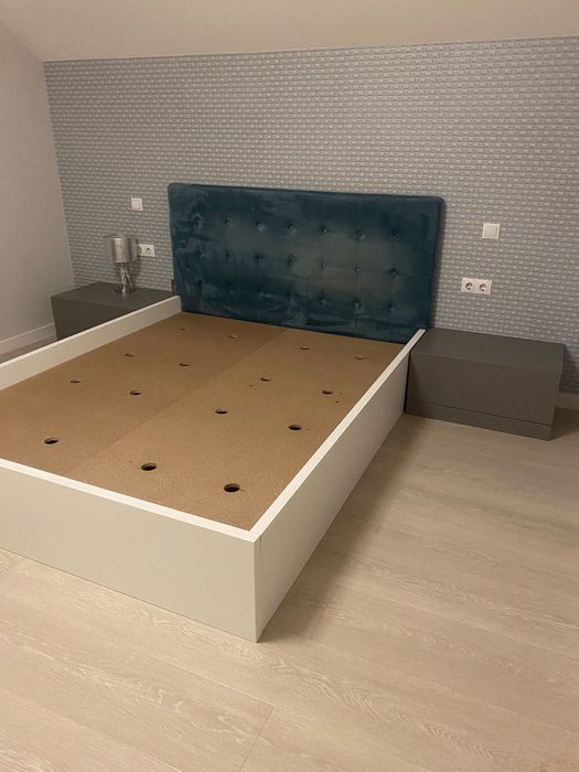 Vand Pat de dormitor