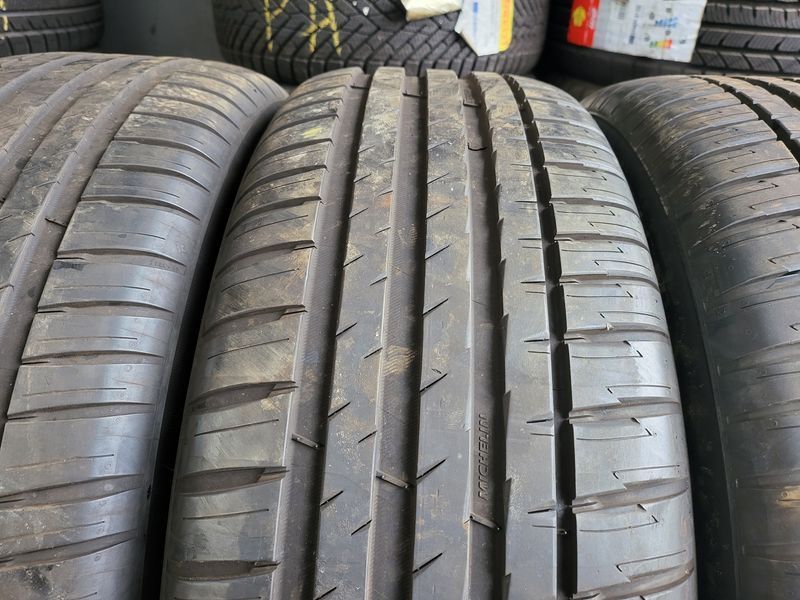 235/60/18 MICHELIN 4бр