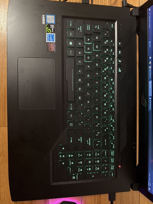 ASUS ROG Strix GL703VM Gaming | i7-7700HQ | GTX 1060 6GB | 16GB RAM | SSD 250GB + HDD 1TB