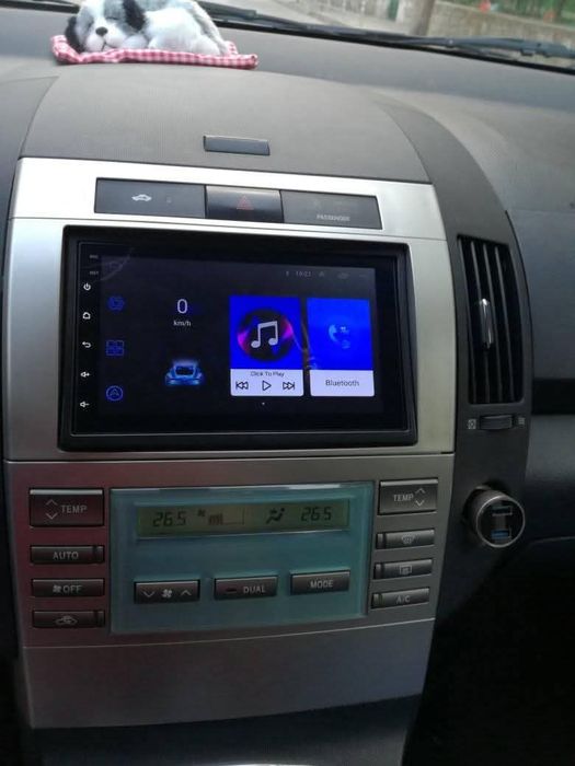 Продавам Мултимедия за Тойота Корола Версо 2004-2009