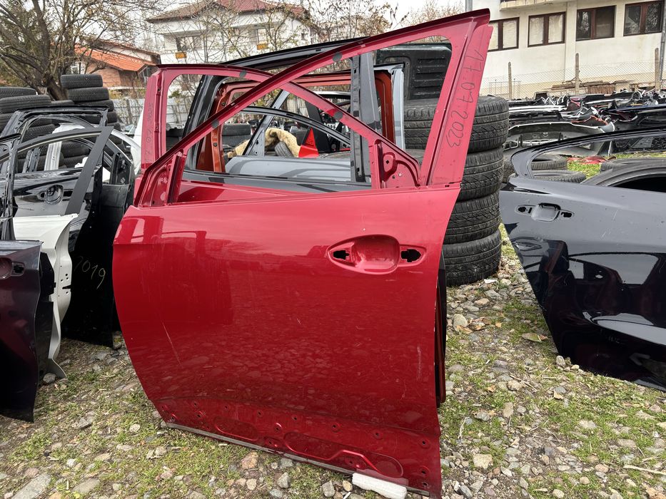 Врата Пежо 3008 2 Пежп 5008/Peugeot 3008 2 Peugeot 5008    2броя