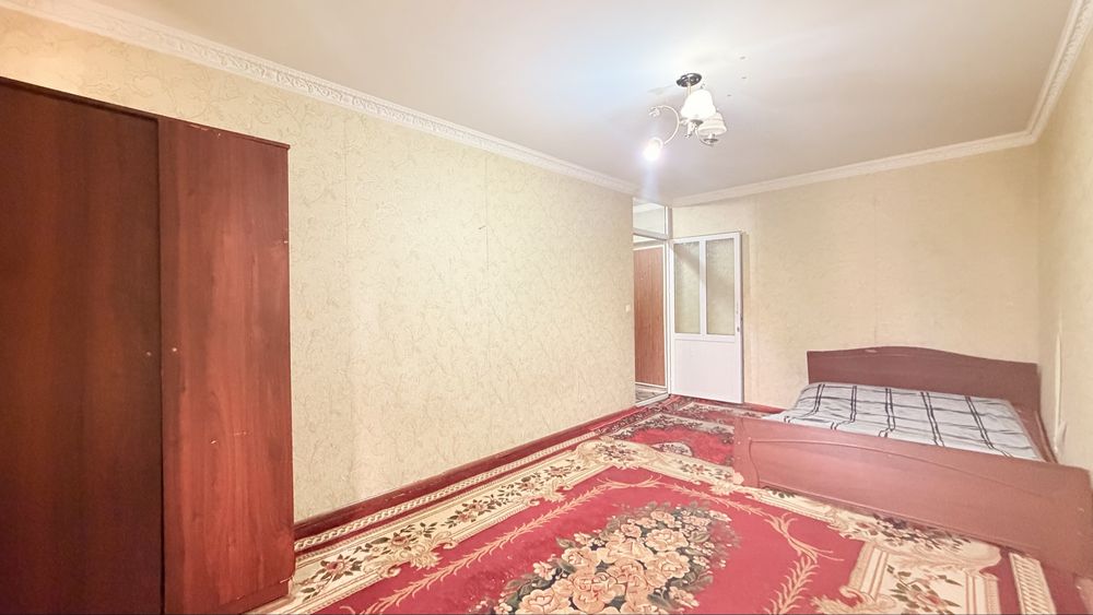 Zudlik bilan frunze massifda 1 xonali kv ijaraga beriladi