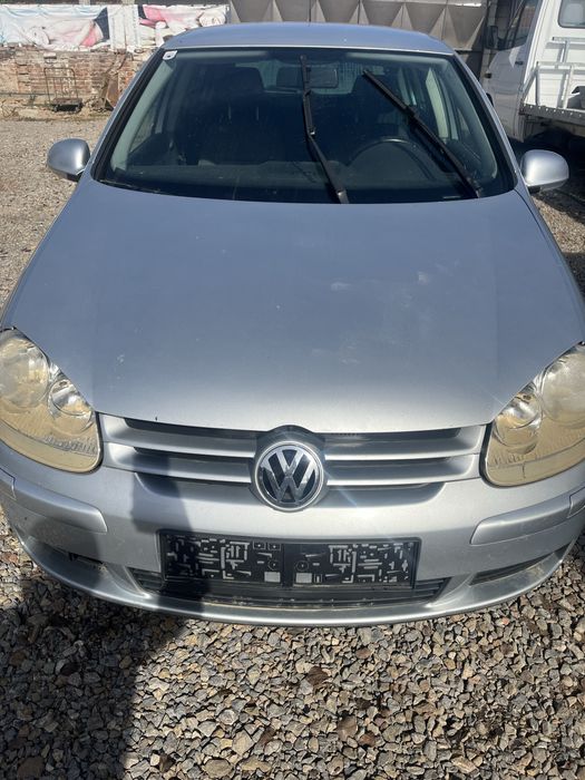VW Golf 5 1.6i на части