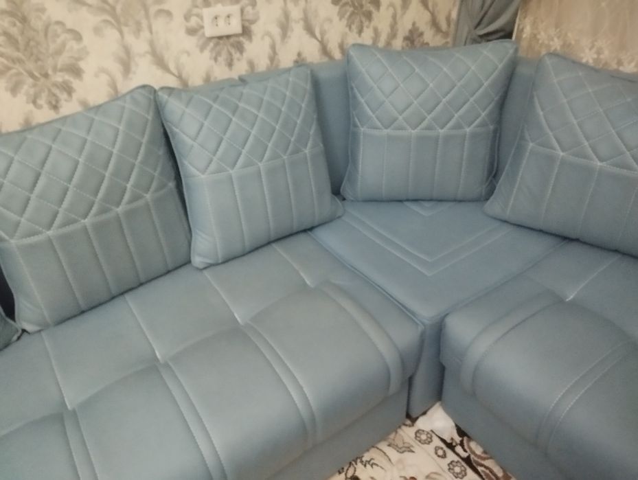 Продаю мяхки мебель