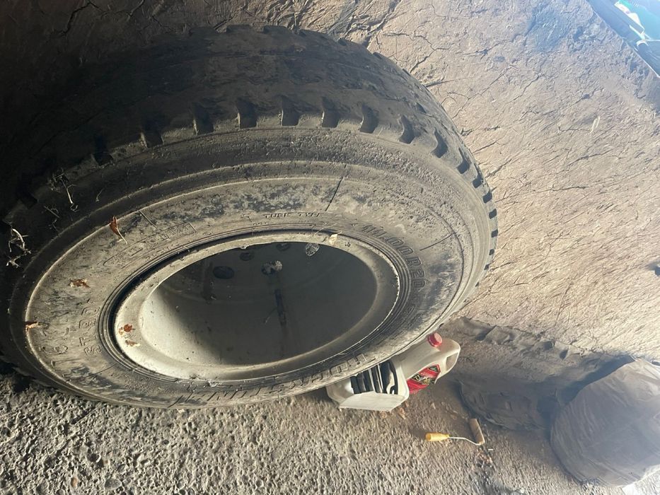 балон от Камаза с дисками