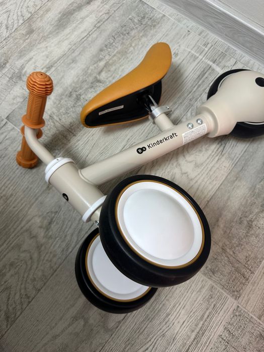 Колело за баланс KinderKraft - Cutie