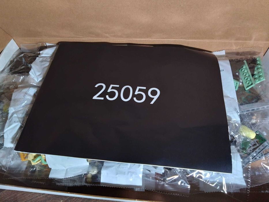 NOU TIP le go Conacul Reacredință 76453 lego