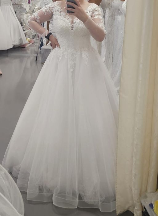 Vand rochie de mireasa