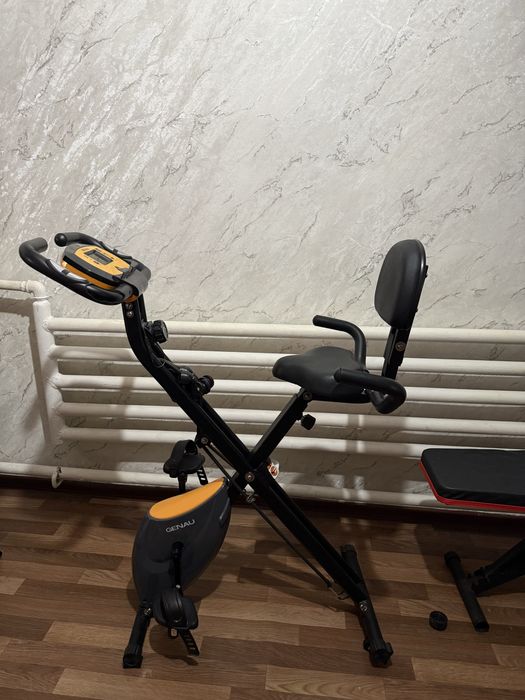 Велотренажер в отличном состоянии