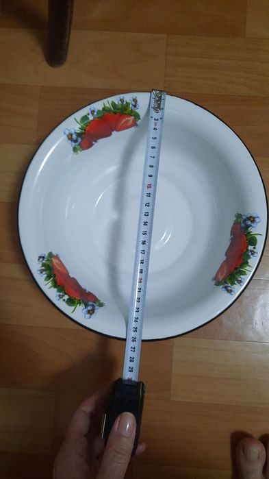 Новая эмалированная посуда