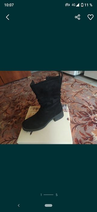 Продам сапожки  с Карри отличное состояние