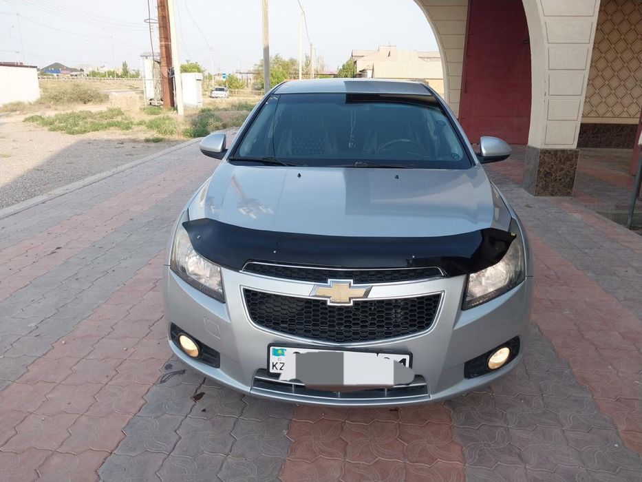 Шевралет круз об 1.8