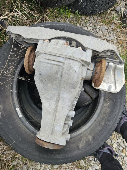 Заден зиферинцял за Audi q5 3.0dizel 239ks