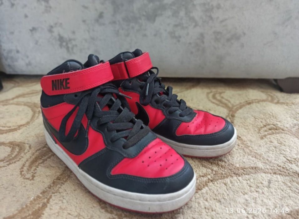 Nike Court Borough Mid 2