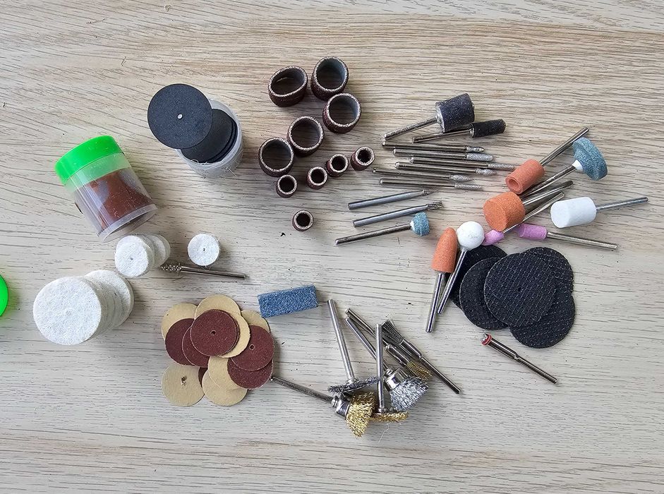 Комплект различни накрайници за шлайфане Дремел бормашина