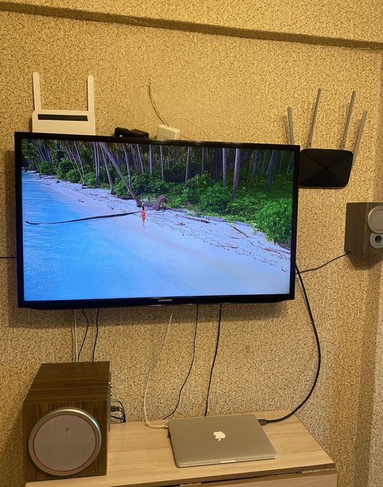 Samsung 106 см smart tv телевизор