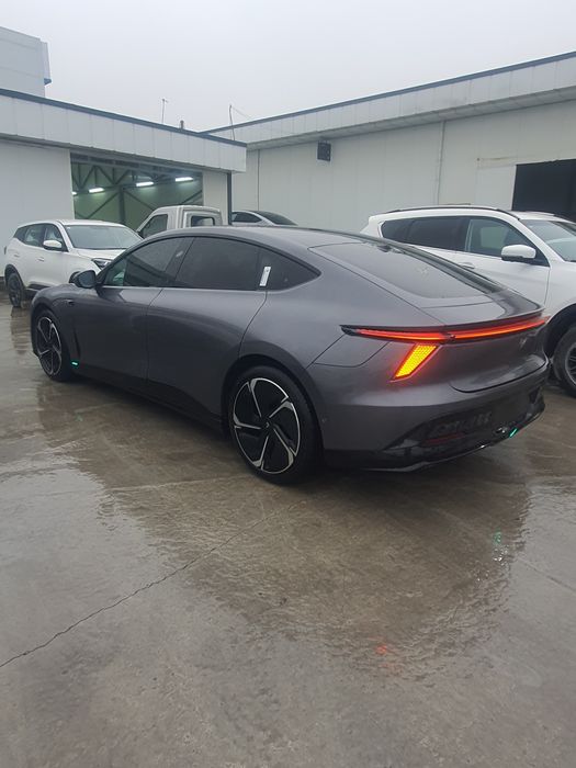 Geely Ji Yue Robocar 07. Elektro-700km