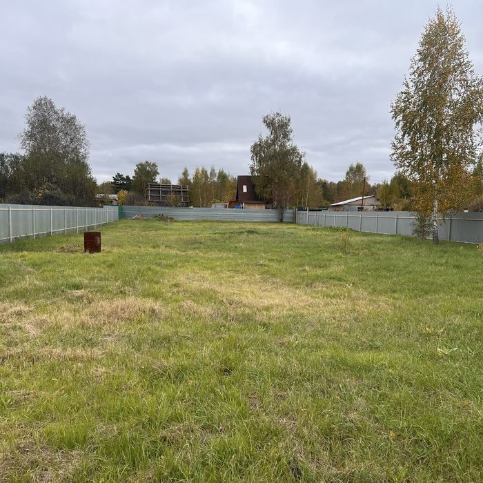 Продам участок в дачном массиве