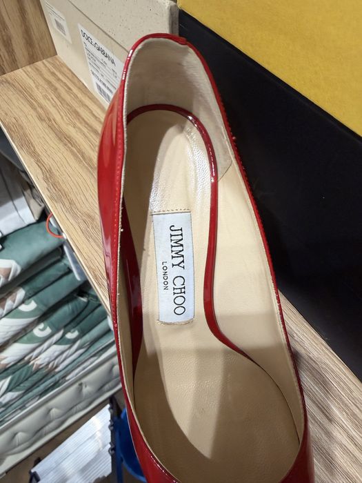 Красные туфли Jimmy Choo