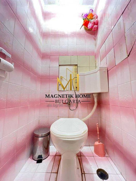 Бомбастична цена! Голям четиристаен апартамент до ”Краснодар”