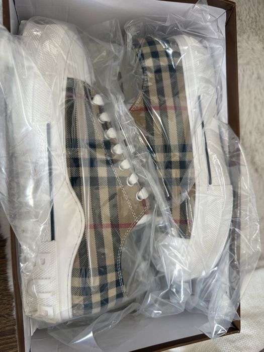 Дамски обувки Burberry