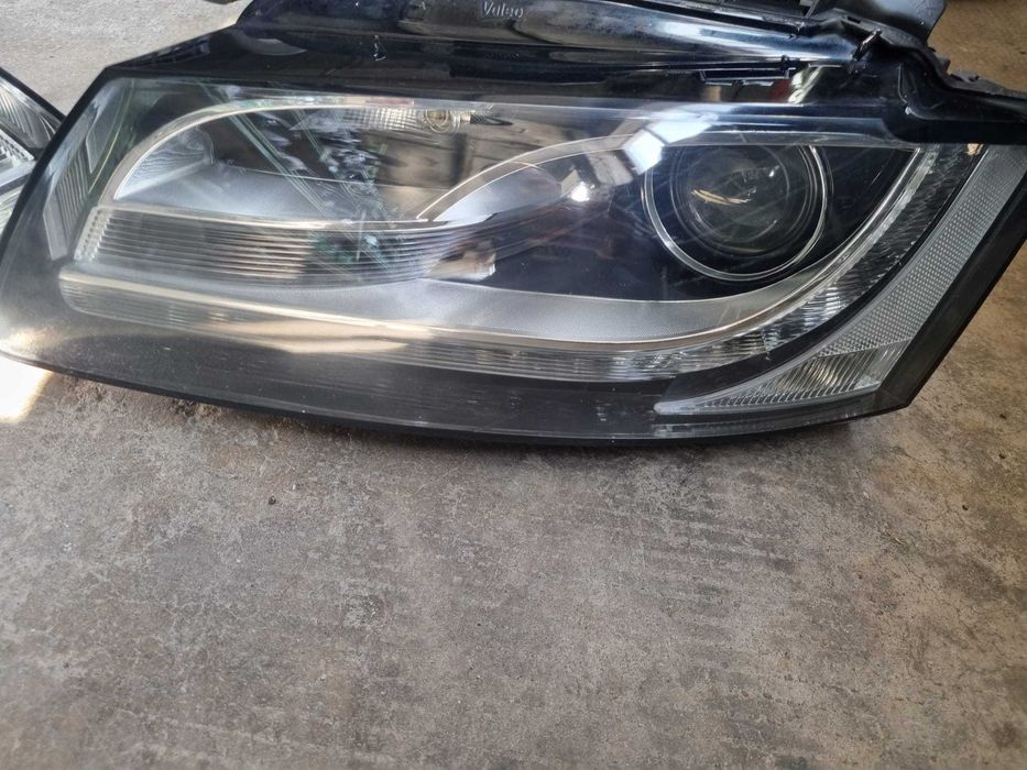 Far dreapta complet cu module xenon Audi A5 8T 2008 - 2011