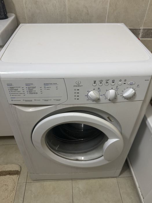 Стиральная машина Indesit
