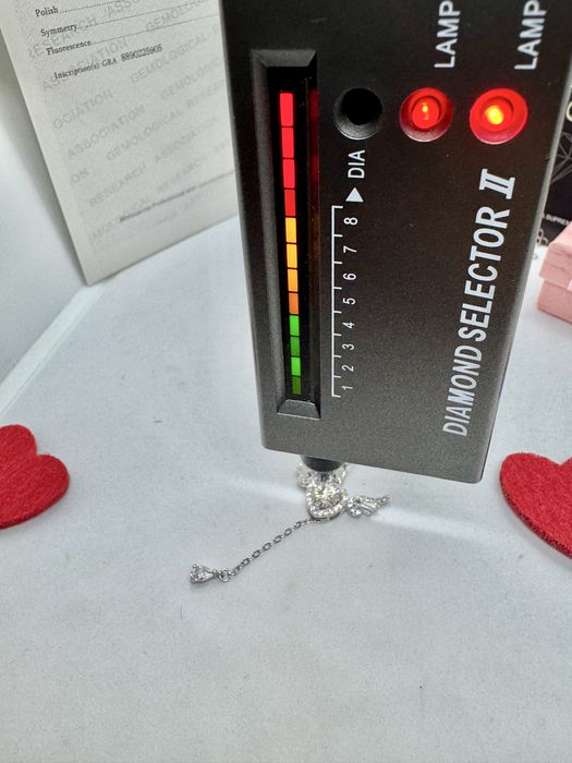 Сребърно колие с мойсанит (диамант) 1 карат