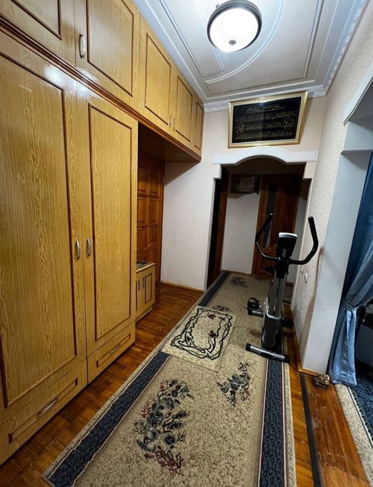 Юнусабад 19кв 3/3/5 Балкон: 2*6