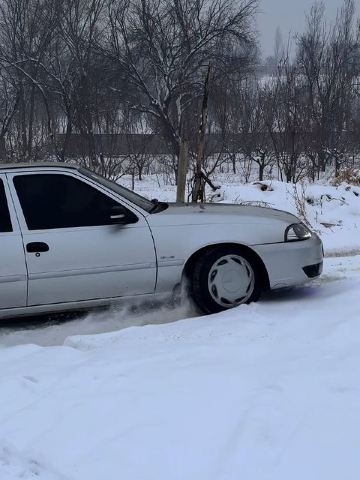 Neksiya 2 2016 yili Moshina edial Tanirobka ruxsatnomasi bilan 11 oyga