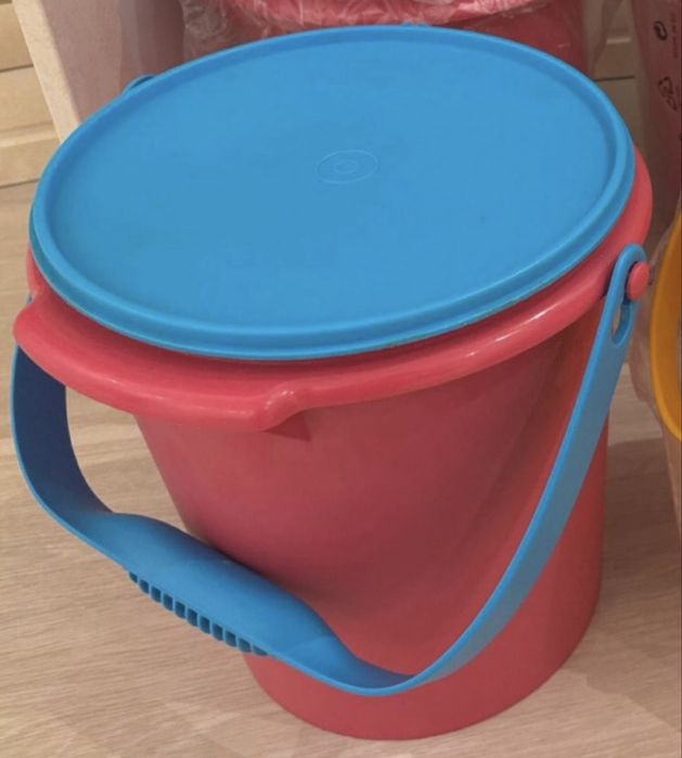 Ведро «Tupperware»