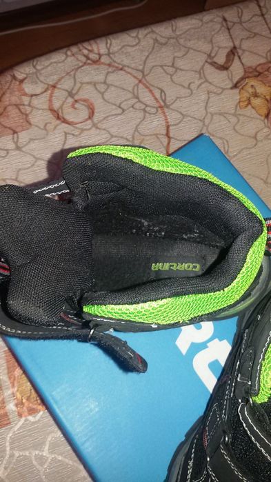 Детски зимни спортни обувки