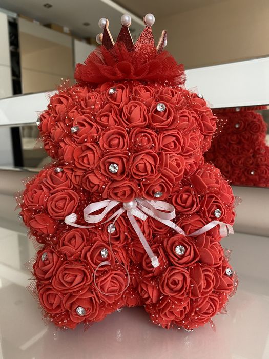 Мече от вечни рози Св. Валентин подарък