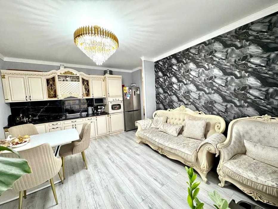 Сдается уютную 2 ком квартиру ЦУМ