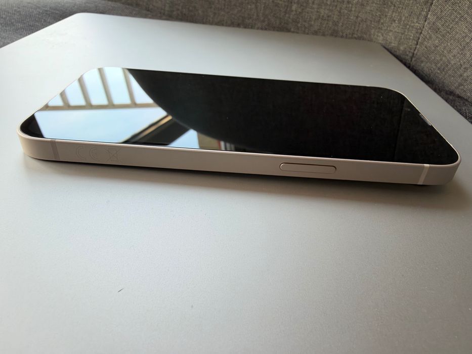 iPhone 13 Като Нов