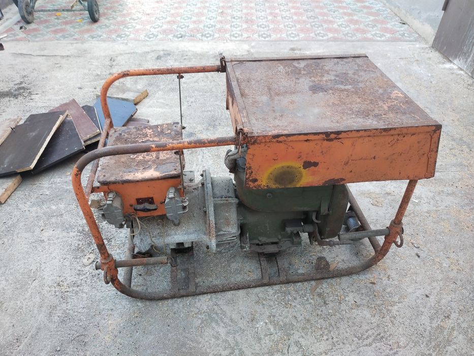 Продам электрогенератор