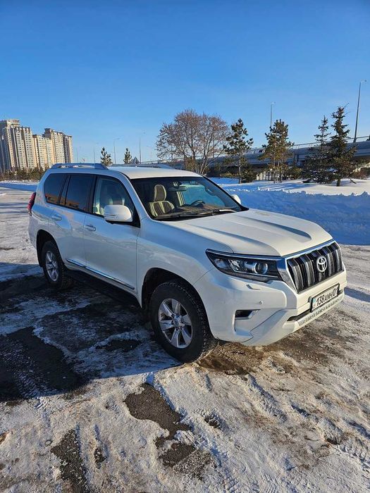 Toyota Land Cruiser Prado 2022 г.