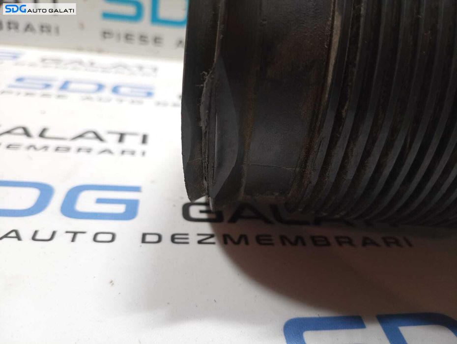 Tub Tubulatura Conducta Racord Admisie Aer Mercedes Clasa C Class W203 C200 2.2 CDI 2001 - 2007 Cod A6110940587 [M4028]