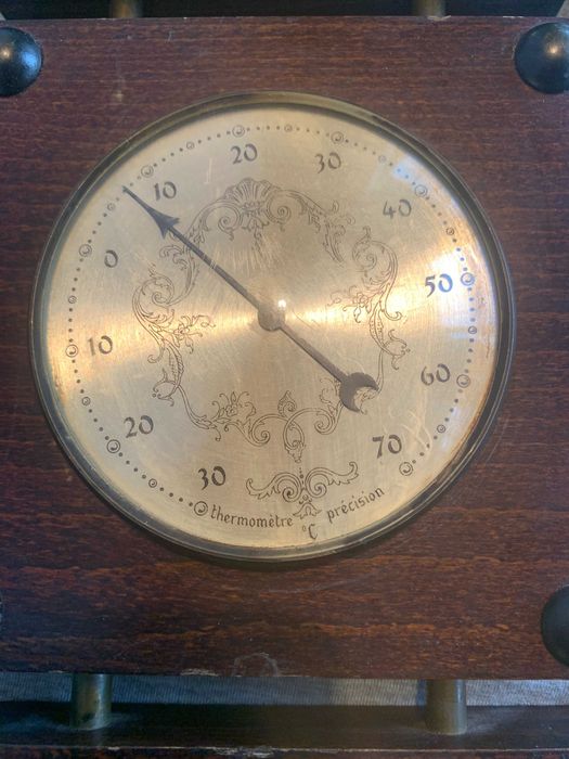 барометър термометър влагомер