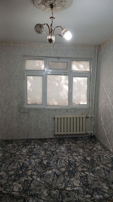 Срочно: Без маклер Чилонзор Парлиаментда 2/2/4 узок муддатга ижарага у