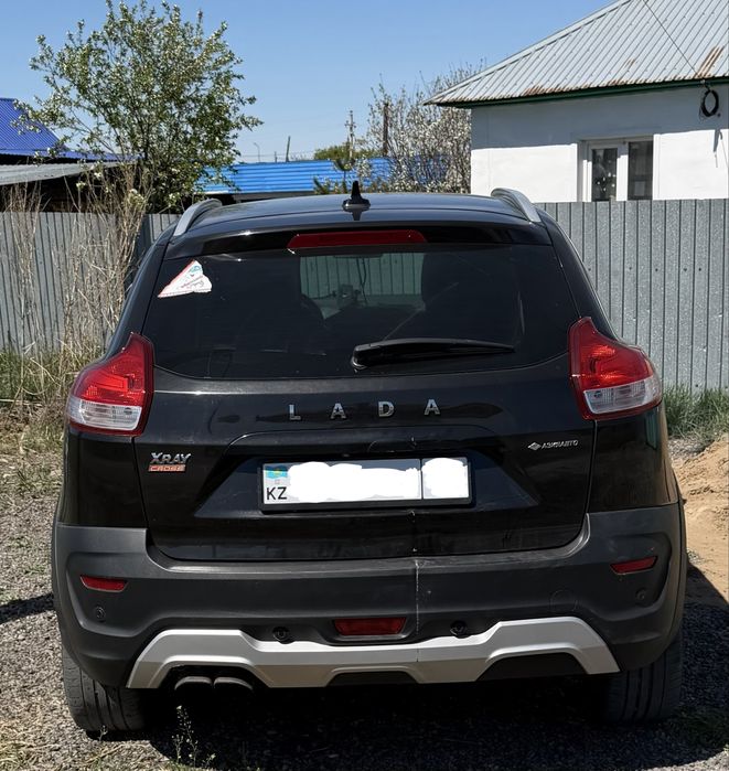 продам lada xray cross