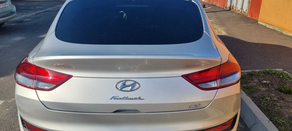 Vand hyundai I 30 fastback