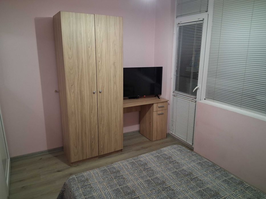 Дава се под наем Тристаен апартамент в Варна, Бизнес хотел - 86 кв.м за 760 € - Снимка #17