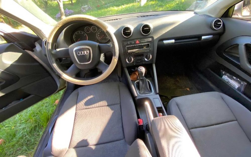Audi A3 1.6 стария мотор